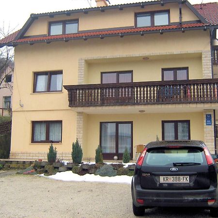 קראפינסקה טופליצה Bed&Breakfast Durdan מראה חיצוני תמונה